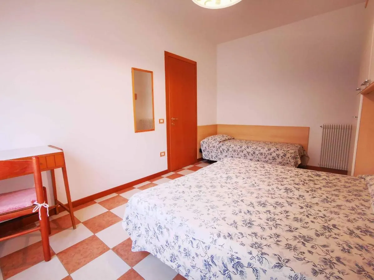 Appartamenti Casa Silla Τζεσόλο Λίντο